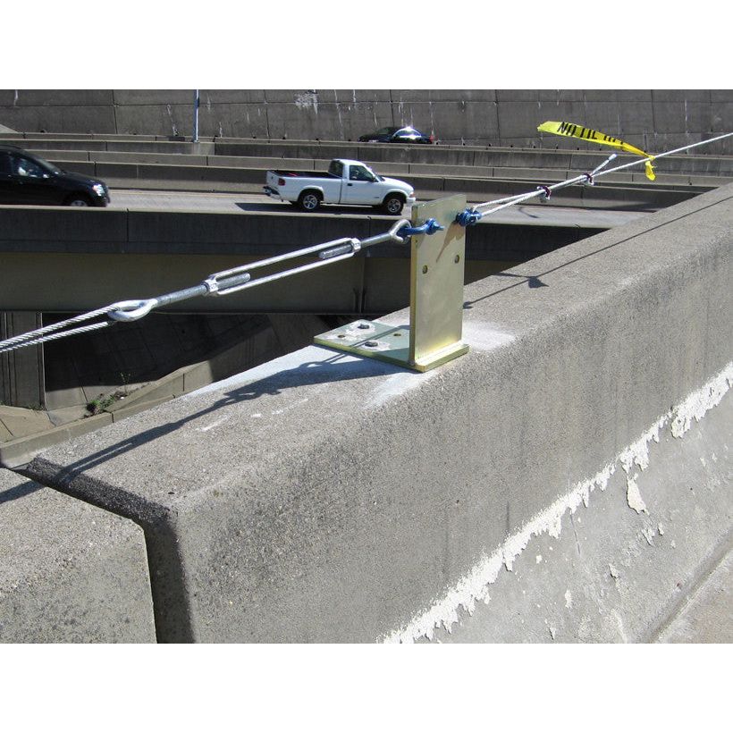 Blue Water-MedianClamp – Portable Guard Rails for Medians